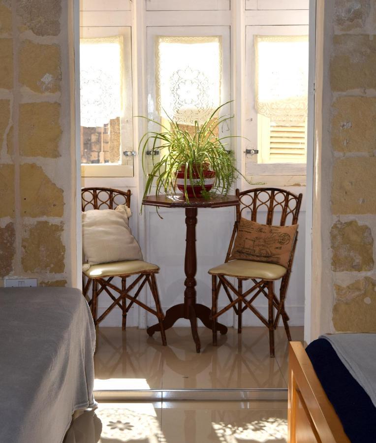 Maria Townhouse Heart Of Victoria B&B מראה חיצוני תמונה