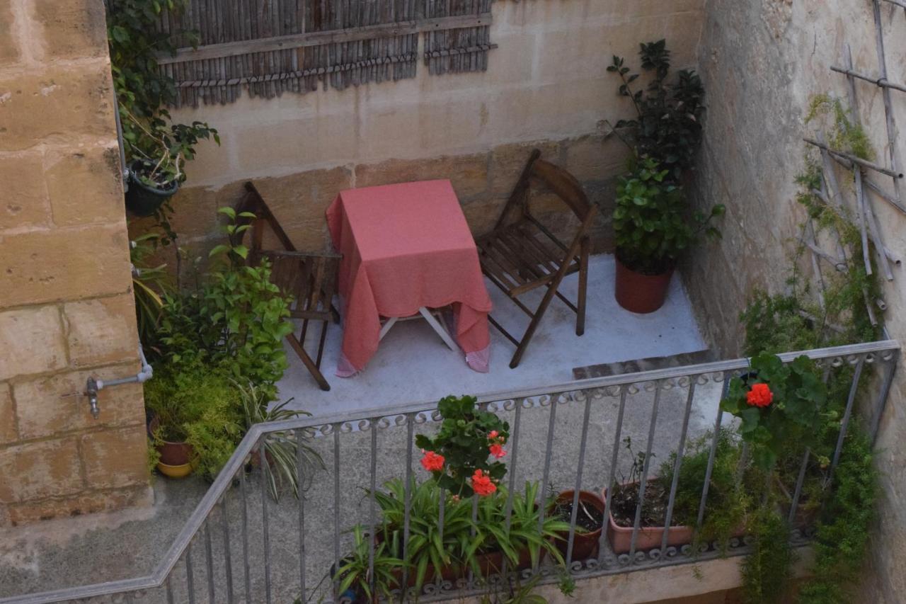Maria Townhouse Heart Of Victoria B&B מראה חיצוני תמונה