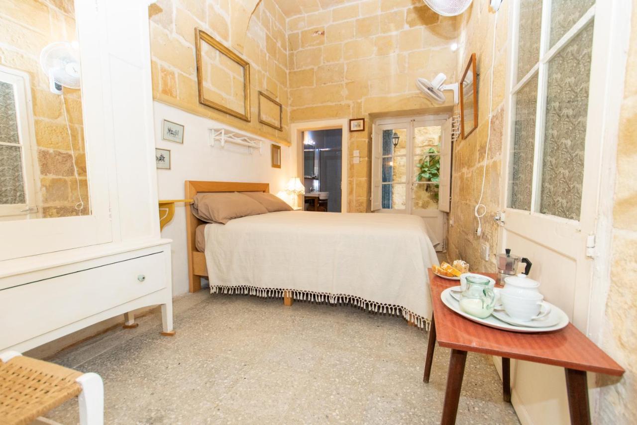 Maria Townhouse Heart Of Victoria B&B מראה חיצוני תמונה