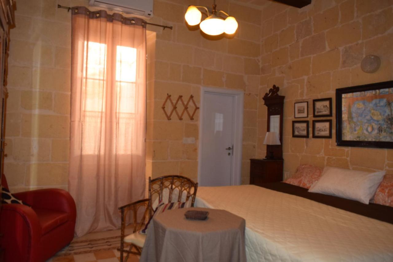 Maria Townhouse Heart Of Victoria B&B מראה חיצוני תמונה