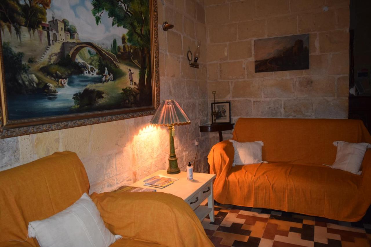 Maria Townhouse Heart Of Victoria B&B מראה חיצוני תמונה
