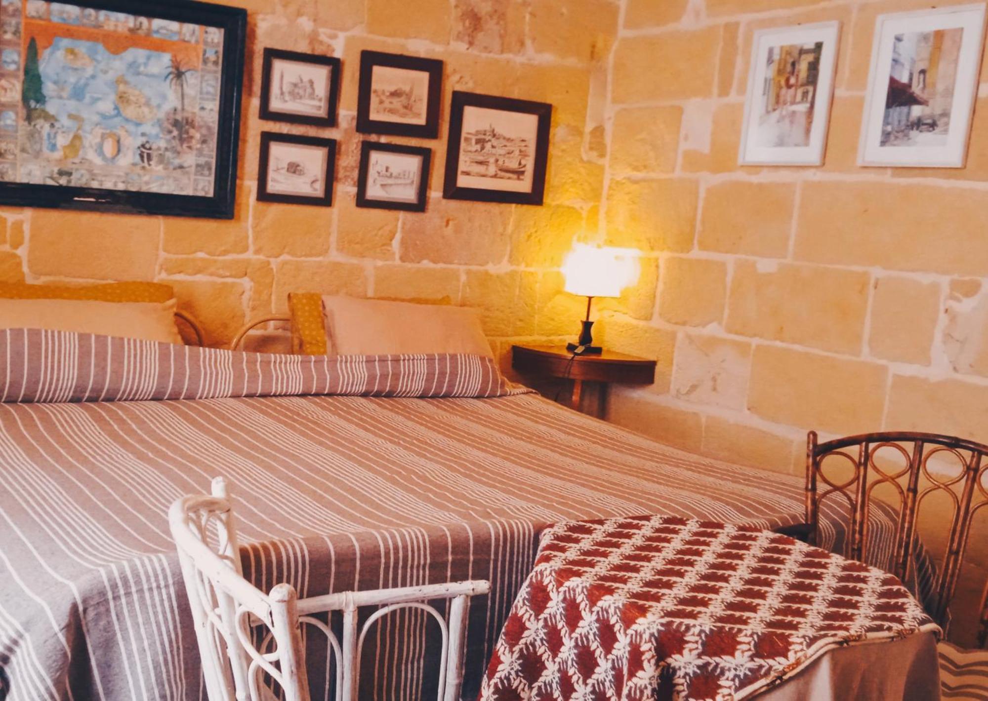 Maria Townhouse Heart Of Victoria B&B מראה חיצוני תמונה