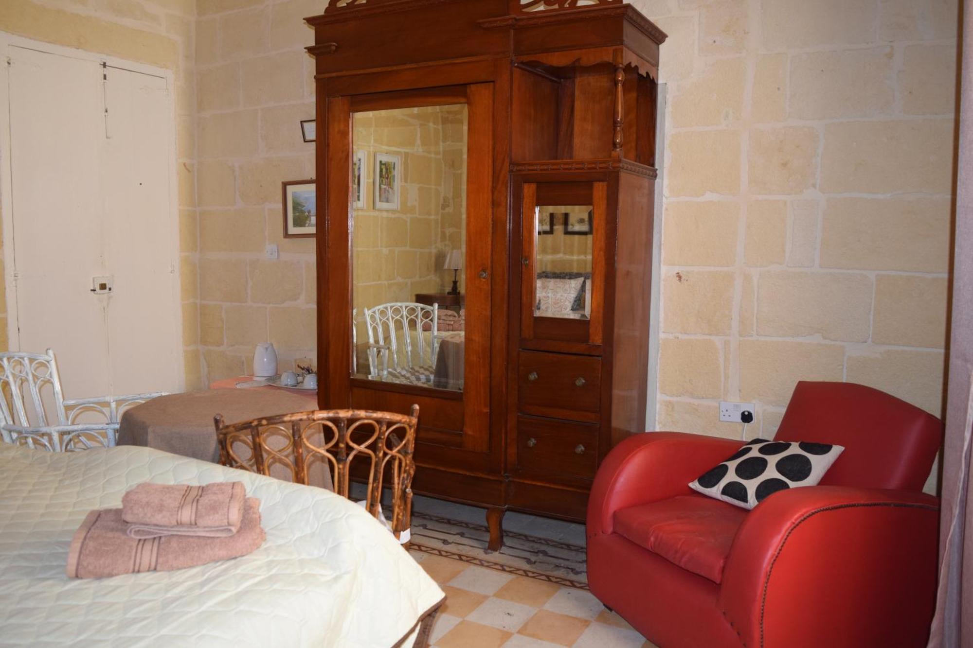 Maria Townhouse Heart Of Victoria B&B מראה חיצוני תמונה